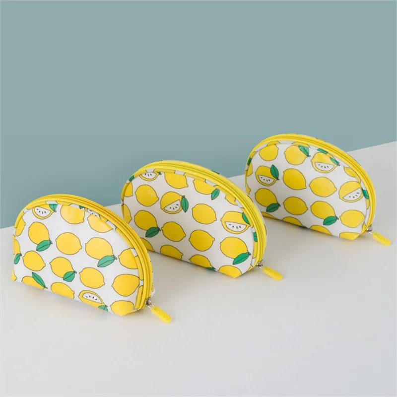 

PACGOTH Japanese and Korean Style Shell Shape Cotton Fabric Cosmetic Cases Fashion Girls' Travel Cosmetics Storage Bags 1 Piece
