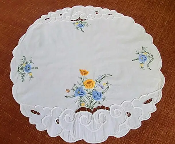 3D القماش الرعوية الأزهار التطريز تحديد الموقع 58 سنتيمتر القطن قاعدة أكواب القهوة طاولة طعام مكان حصيرة المفرش عيد الميلاد غطاء مراتب مضاد لل...