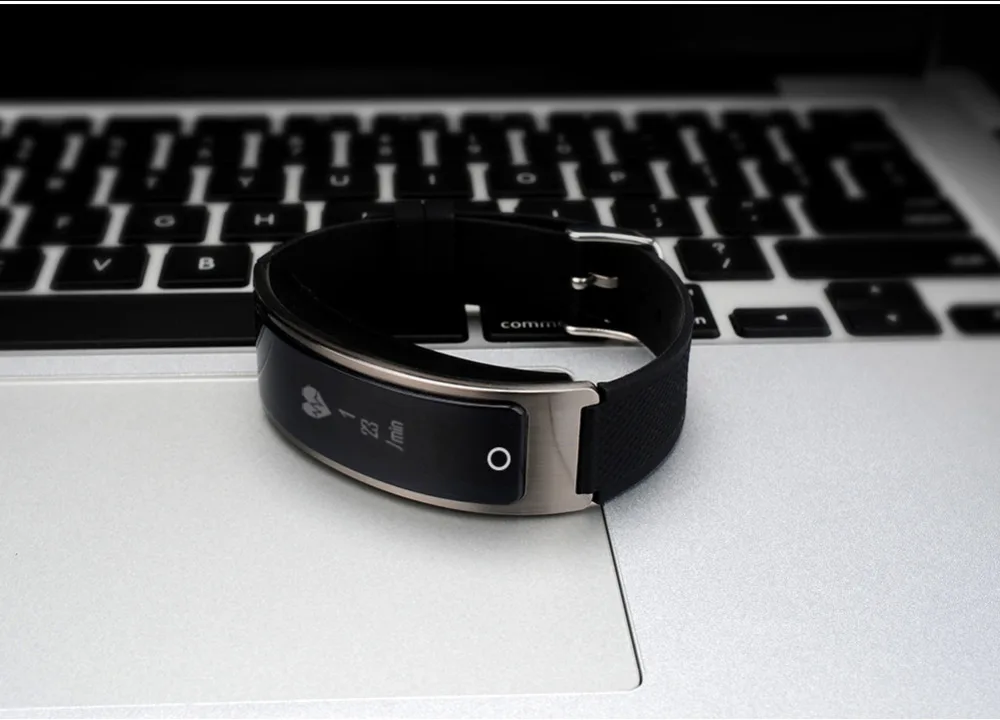I81001 (19)