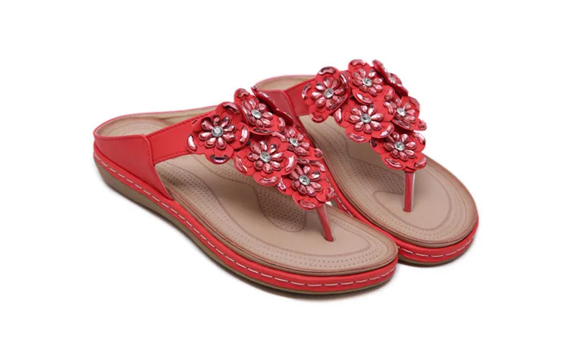 New 2019 ethnic women's sandals cross-border bohemian rhinestones large size comfortable flat shoes beach shoes (39)