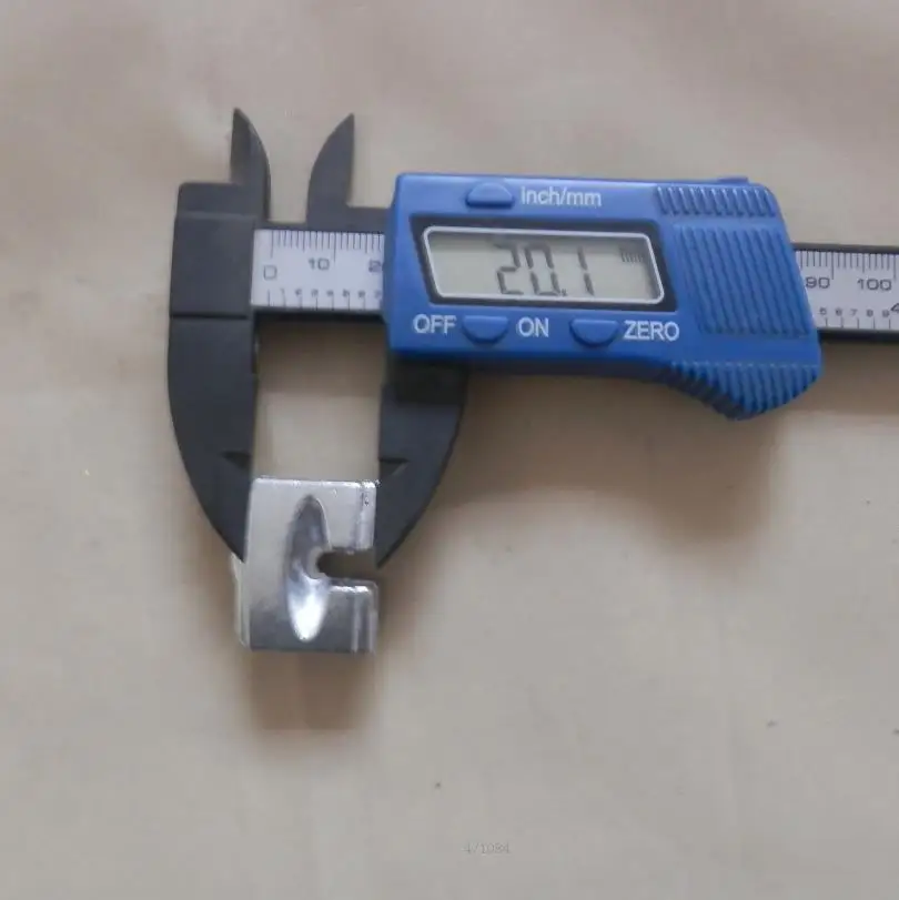 TRIMMER HEAD ALUMINUM EYELET OLEO MACE 8