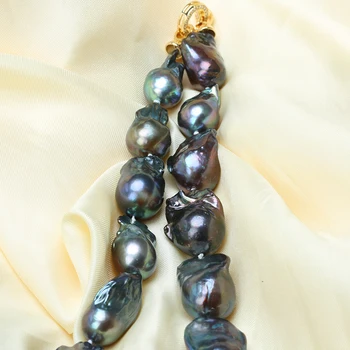 Natural Black Baroque Pearl Necklace 4