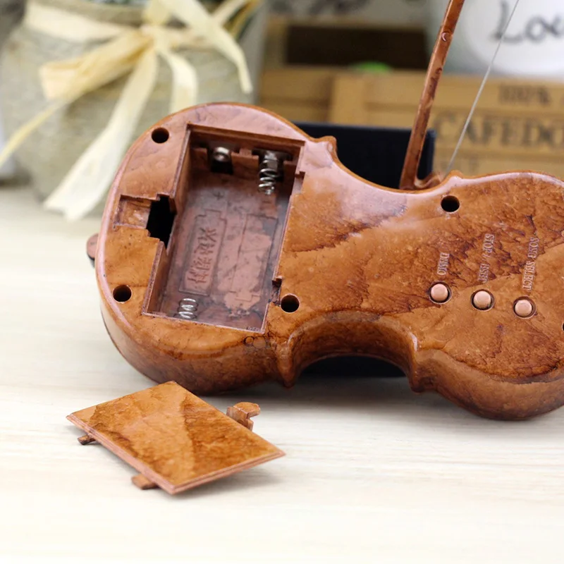 Dibujado a mano violín caja de música adornos lindo Mini caja de música Regalo de Cumpleaños violín miniatura artesanía decoración del hogar Dibujado a mano violín caja de música adornos lindo Mini caja de música Regalo de Cumpleaños violín miniatura artesanía decoración del hogar