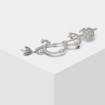 

Amorita boutique goat design trendy jewelry brooches