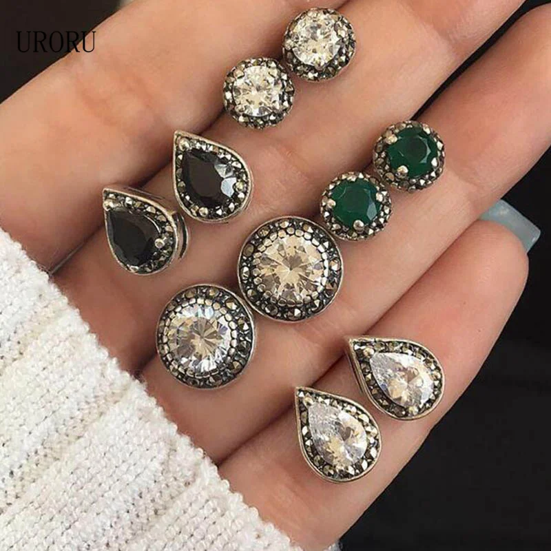 

URORU Women Earrings for Women Fashion Jewelry Bohemian Stud Earrings Set Vintage Green Droplets Earring Set 5 Pairs