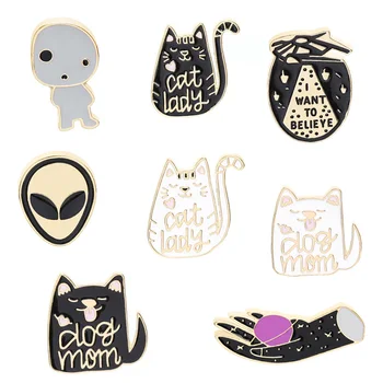 

Cartoon Cute Cat Animal Enamel Brooch Round Hand Alien Pin Badge Decorative Pins Jewelry Style Scarf Brooches Men Women 8 style