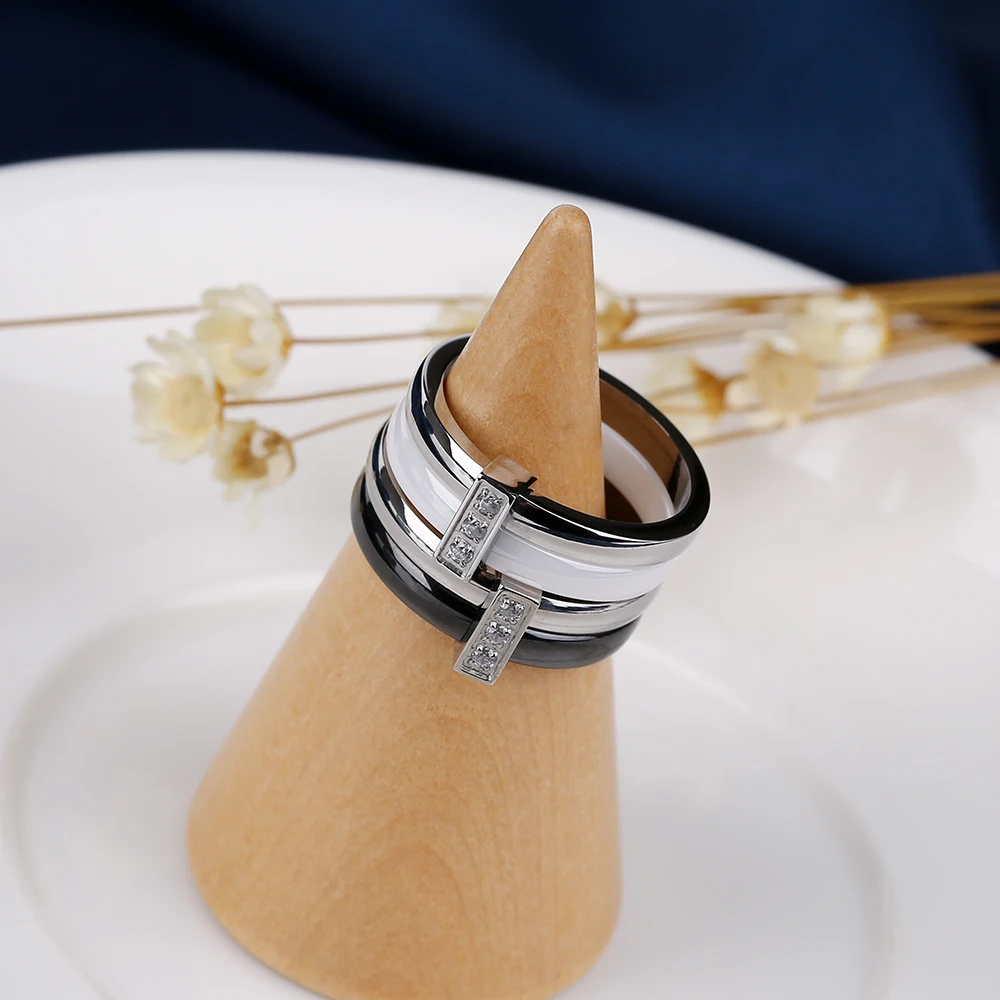 2018 Red Ceramic Ring For Women Two Layers Stainless Steel Silver Inlaid Zircon Thin Rings Unique Design Wedding Engagement Ring
