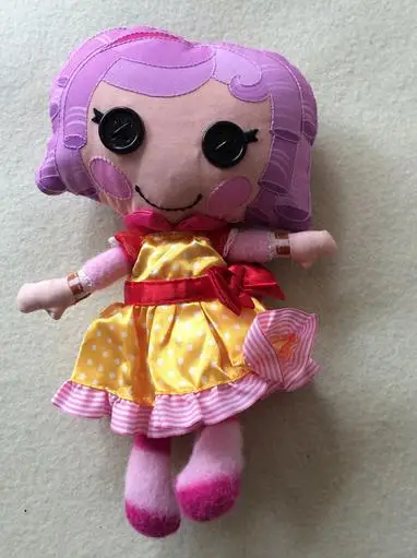 dolls with big heads and button eyes