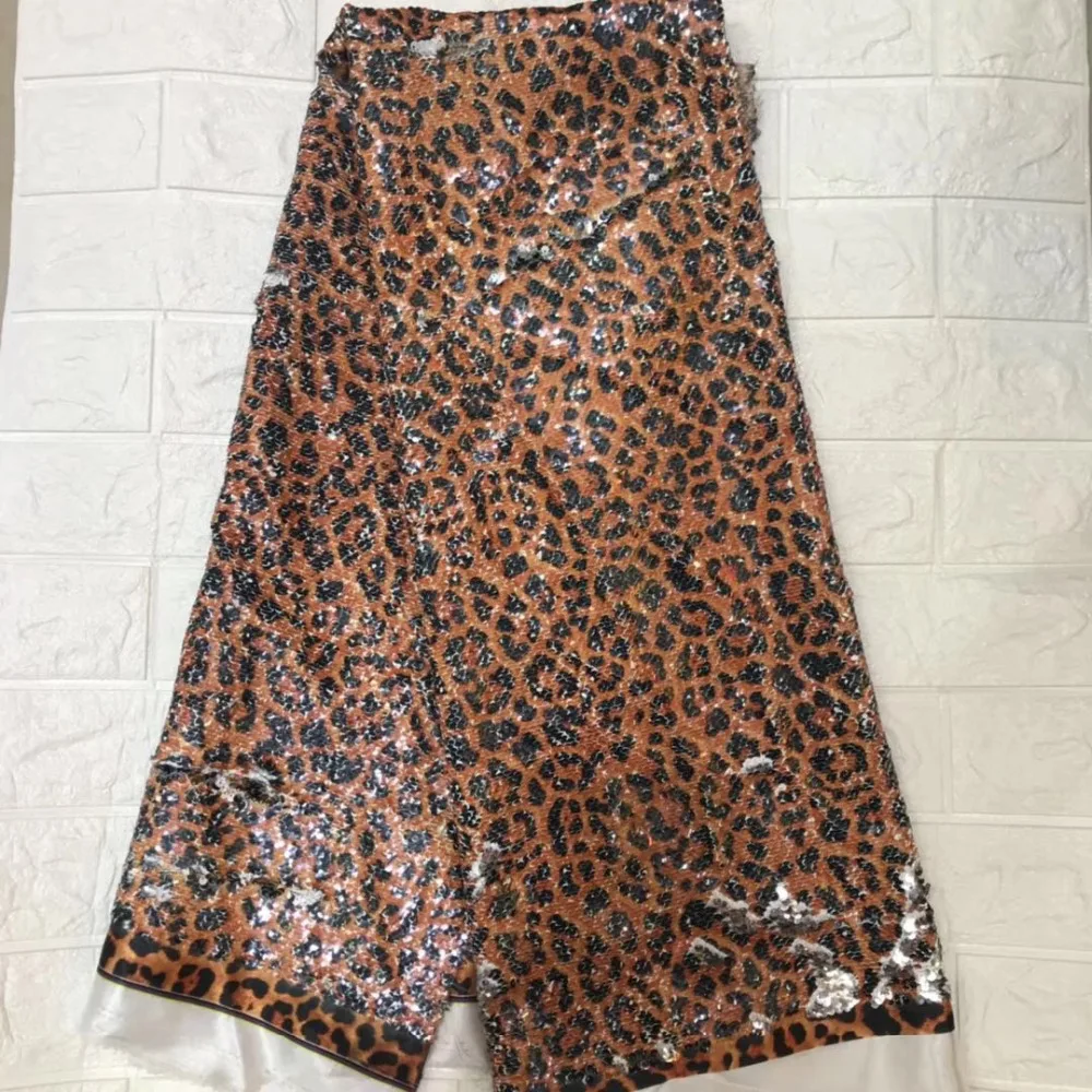 

French lace fabrics 5yds/pce by dhl Leopard pattern sequins fabrics women luxury gorgeous event dress 2019 high quality designs