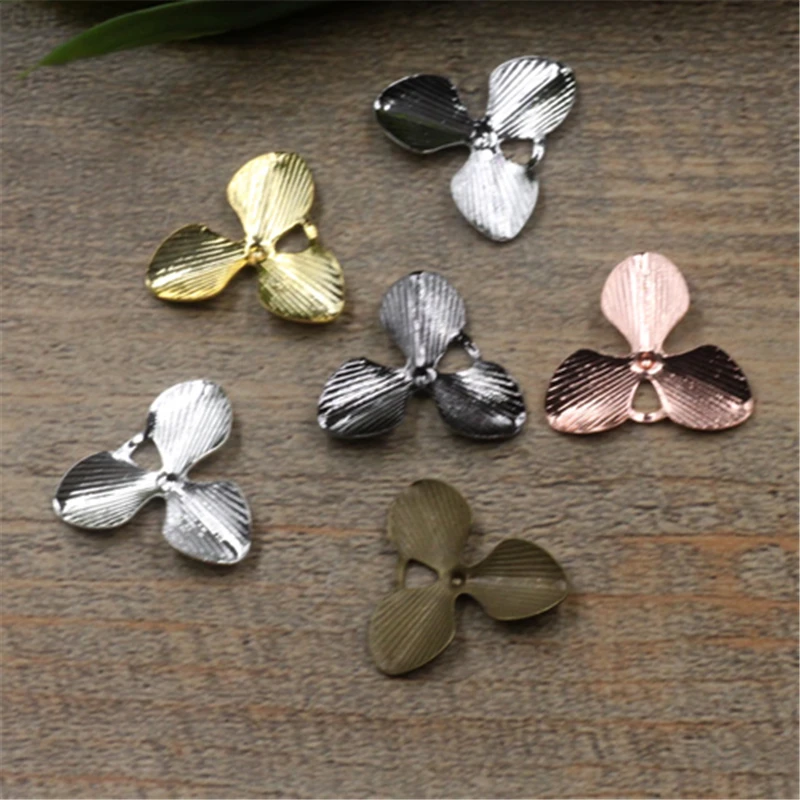 

BASEHOME 50pcs/lot 18mm Silver/Gold Color Vintage Three Leaf Pendant Charms European jewelry Findings for DIY Necklace Bracelet