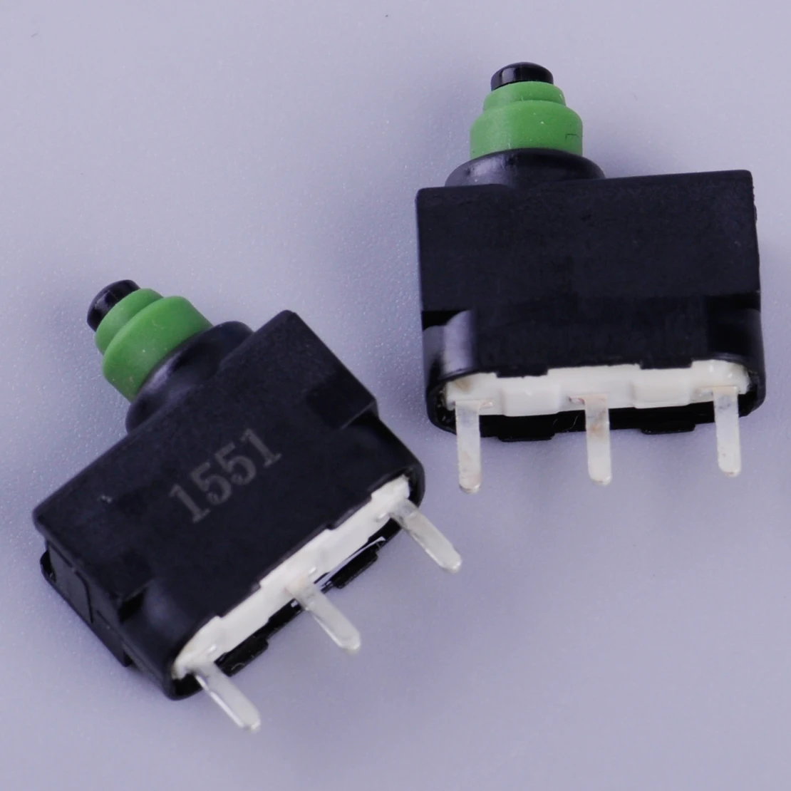 

beler 2pcs 3 Pin Lock Ignition Micro Switch Button Fit for Audi A6L Q7 J518 Module