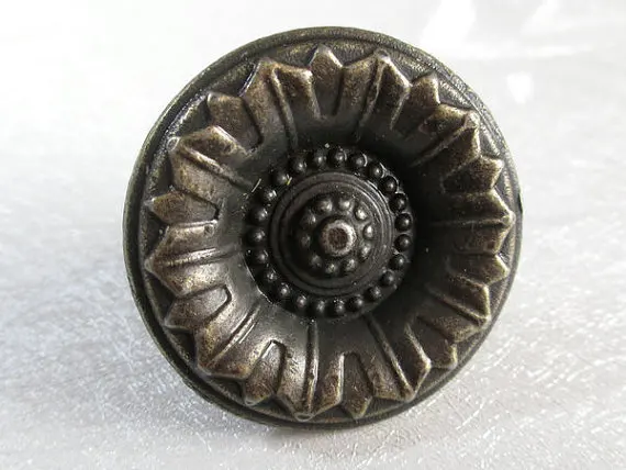 

Vintage Style Dresser Knobs Drawer Knobs Pulls Handle Sunflower Antique Bronze Rustic Kitchen Cabinet Handles Knob Pull
