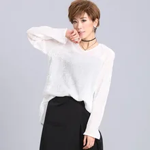 Асимметрия, весна, новые женские модные повседневные футболки с v-образным вырезом, женские белые одноцветные рубашки с длинным рукавом, топы