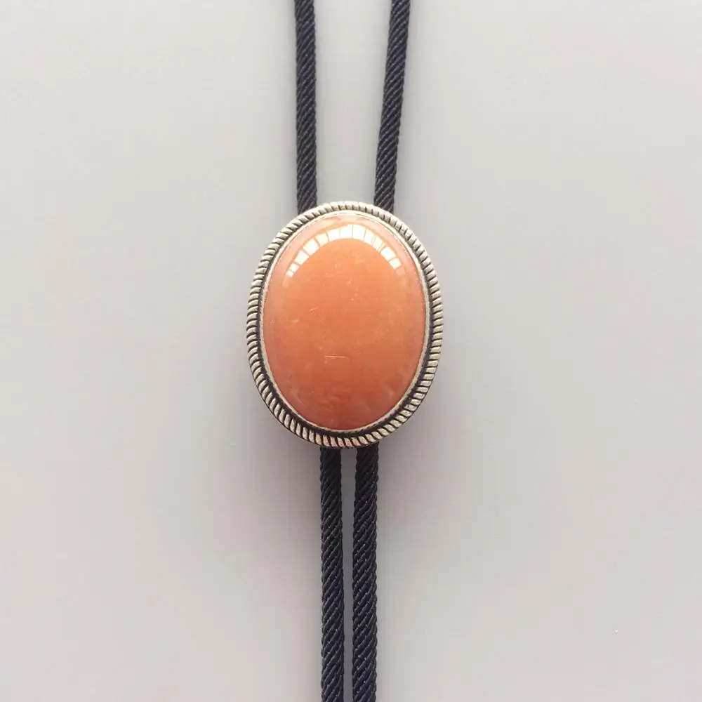 Рисунок 6 - Женское винтажное ожерелье из серебра