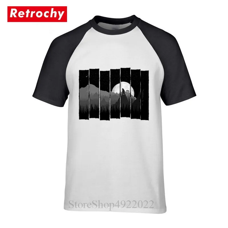 Summer outdoor landscape t shirt Men perfect Valentine's day t-shirt Bear hiking mountains in night tshirt Nature love story tee