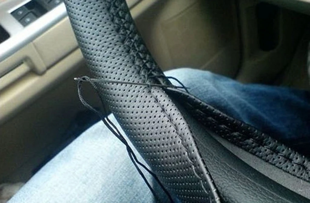 14.96″ DIY Steering Wheel Covers Hand-stitched PU Leather Braid Steering-Wheel Of Car With Needle Thread Interior Accessories