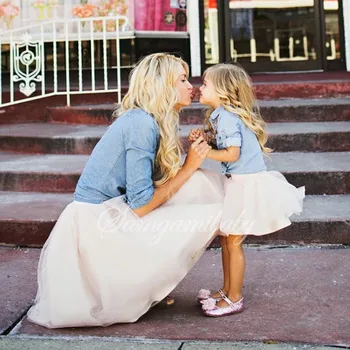 

2 PCS Mother Daughter Clothes Family Matching Mommy and Me Clothing Set Girls Denim Tutu Dresses Girls Clothes H0177