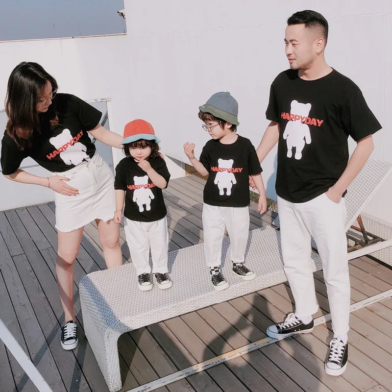 

Family Matching Outfits Summer Short Sleeve T-Shirt Cartoon Bear Pattern Dad Mother Daughter Son Kid T-shirt Cotton Tops Clothes
