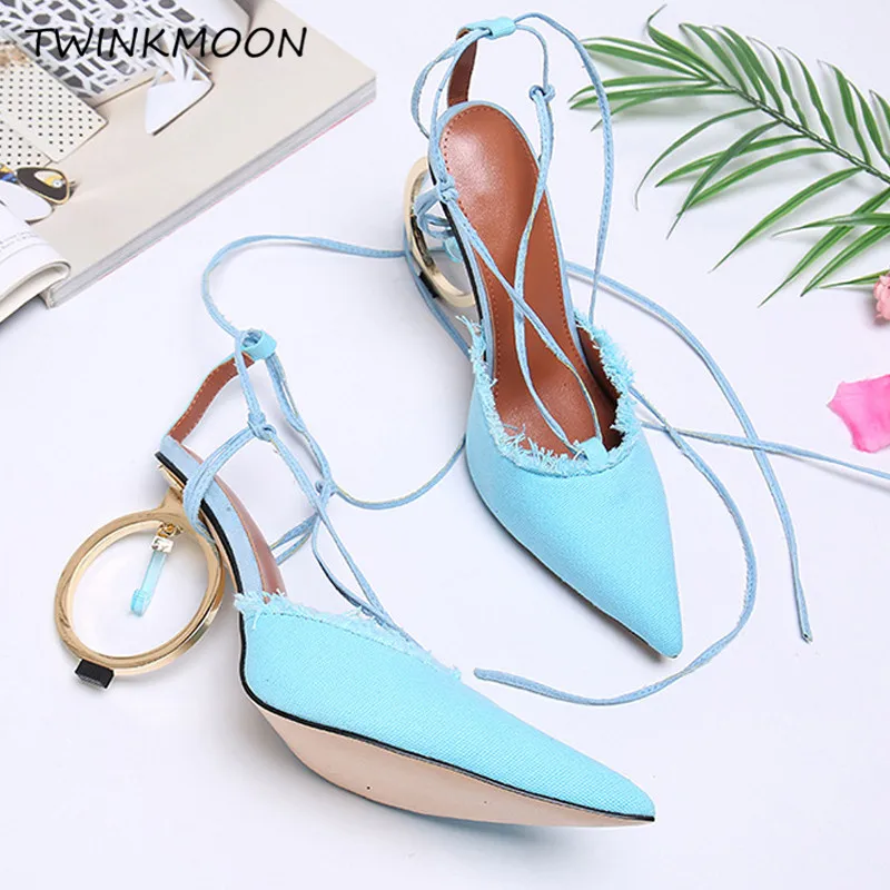 canvas pumps2