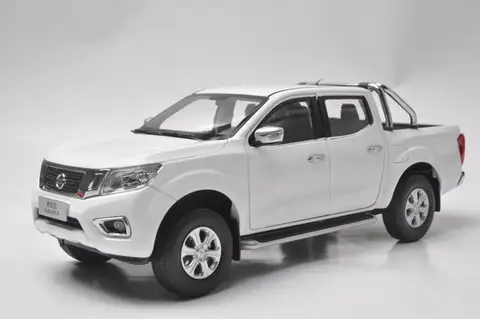 Modelo para Nissan Liga de Brinquedo Diecast Navara Branco Pickup Carro Miniatura Coleção Presentes Caminhão 1:18 Np300 2020