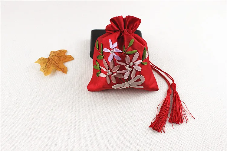 Ручная вышивка упаковка мешочек для украшений сумка из шелка вышитая Саше пустая сумка смешанный цвет ювелирные изделия сумка
