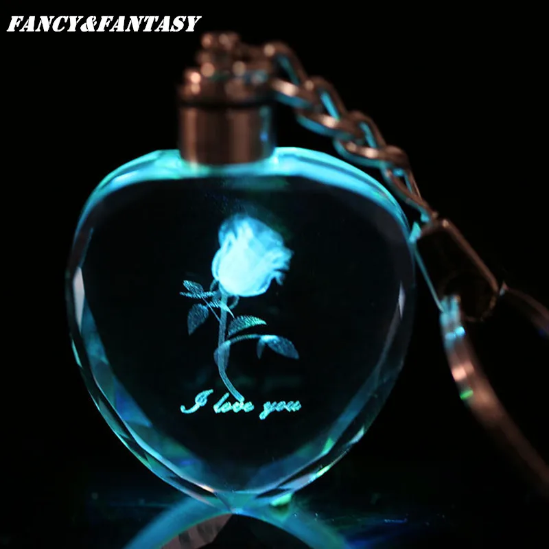 Regalo de recuerdo de clave de la cadena de corazón de melocotón cristal Llavero de parejas, regalos de Fiesta de Luces intermitentes Led Chaveiros Llavero