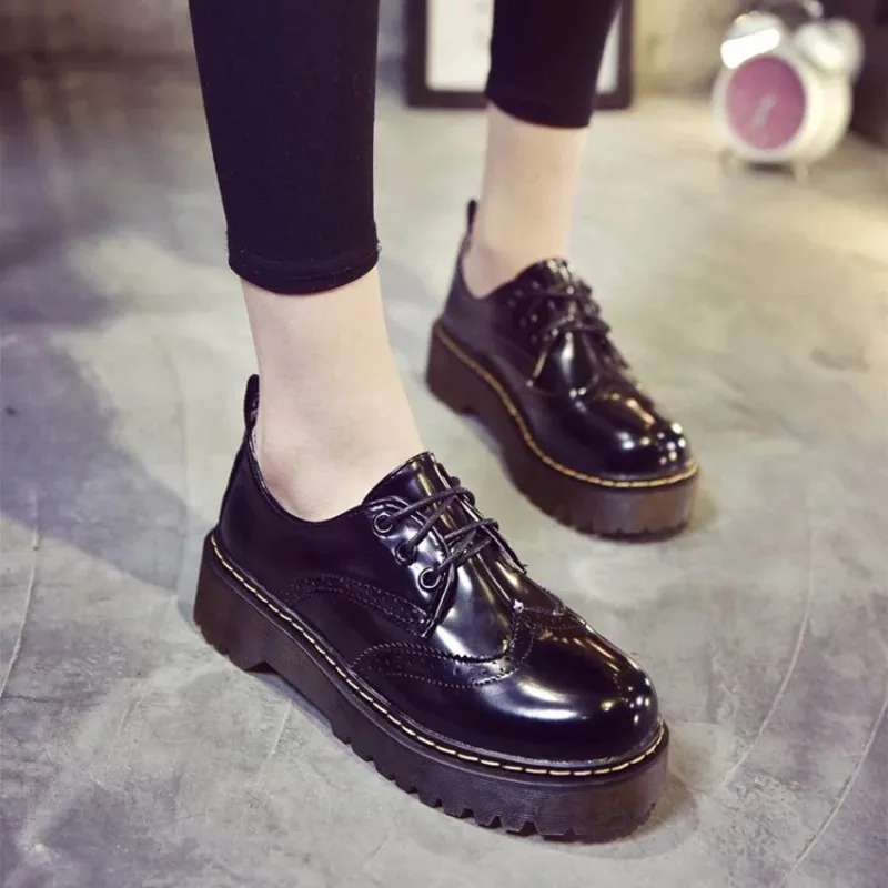 COOTELILI Designer Shoes Women Luxury 2018 Brogue Flat Platform Shoes Woman 4cm Heel PU Leather Lace-Up Ladies Shoes Flats 35-40 (1)