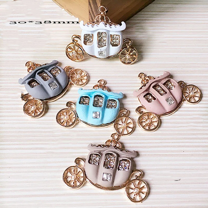 

30*38MM Princess Carriage Car Pendant Charms 30pcs 10pcs Gold Tone Plated Alloy Enamel Rubber Floating Bracelet Charm Craft