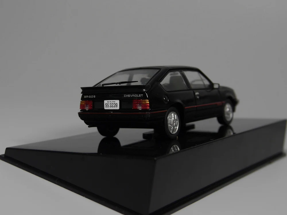 Авто ИНН ixo 1:43 Chevrolet Monza люк S/R 1986 литая модель автомобиля|ixo 1:43|diecast model carschevrolet monza |
