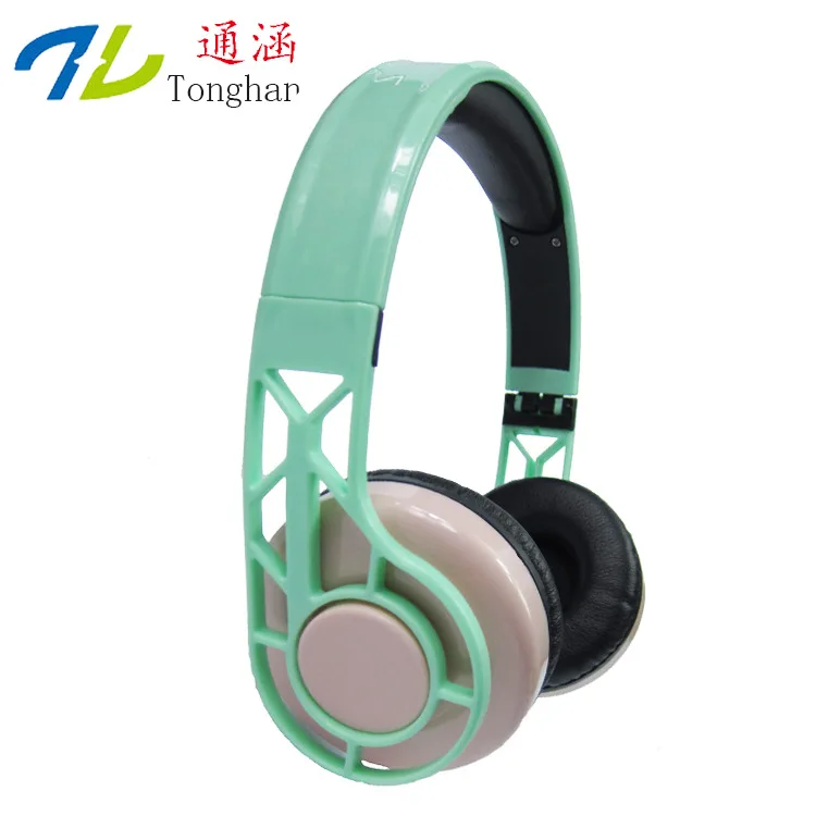 

WD05 3.5mm Earphones Headsets Stereo Earbuds For mobile phone MP3 MP4 For PC