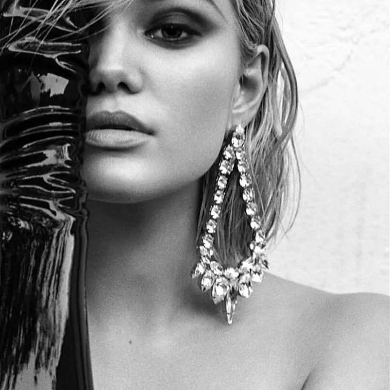 

Women Fashion Boutique Crystal Big Waterdrop Dangle Earings Jewelry Hot Sale Brand Show Statement Earrings Accessories