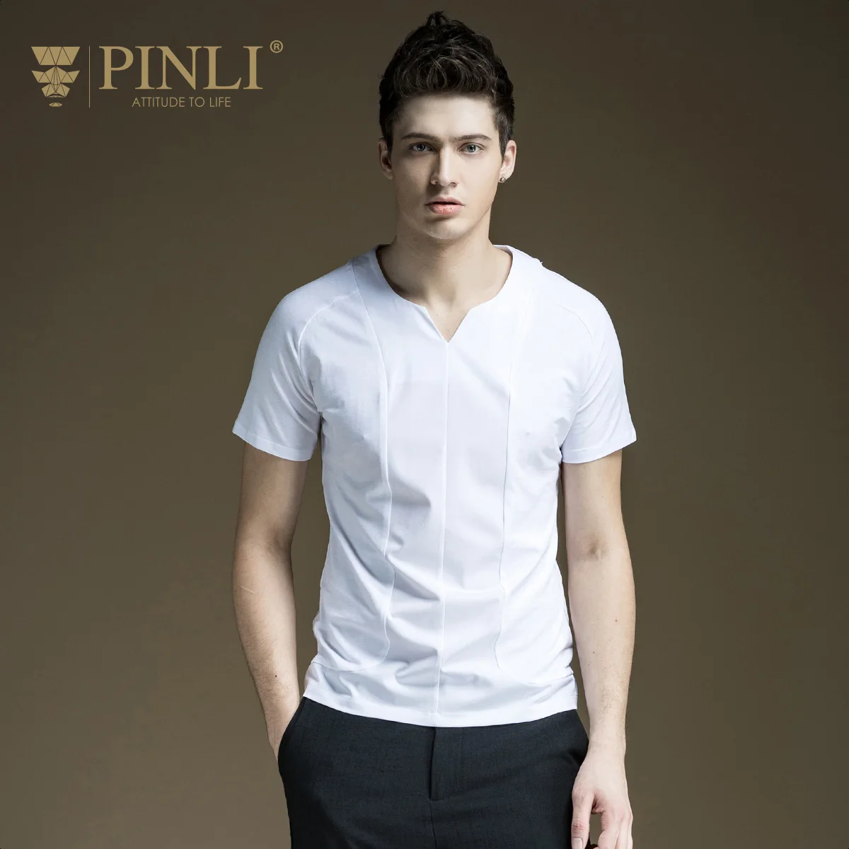 

2019 Undertale Palace Linkin Park Limited Sale Solid V-neck Pinli Men's T-shirt Short Sleeved Shirt Collar V Summer B172211045