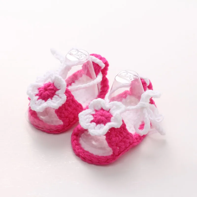 crochet newborn sandals