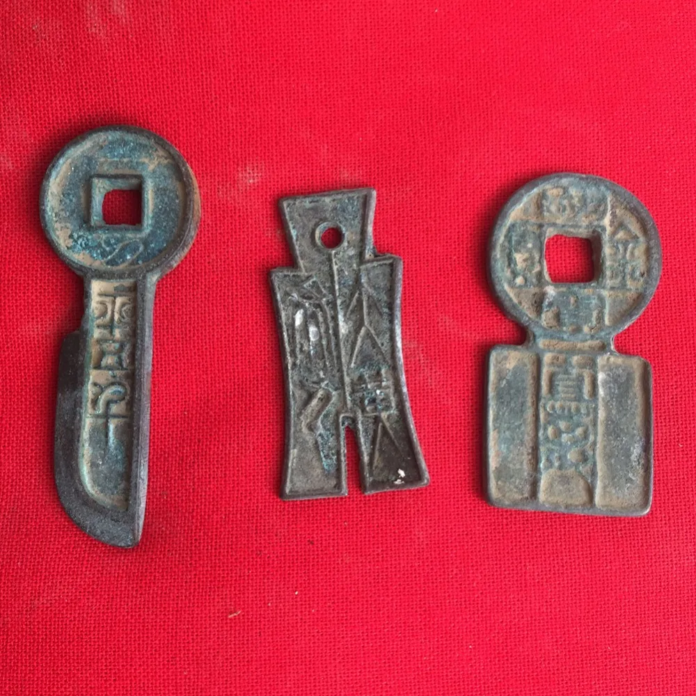 Rare Asian 3 Chinese old China copper coin knife currency Free shipping