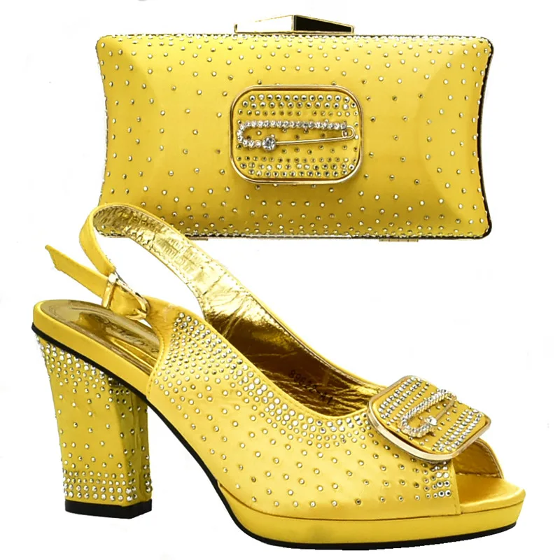 Ladies Italian Shoes and Bag Set Decorated with Rhinestone Italian Shoe and Bag Set for Party In