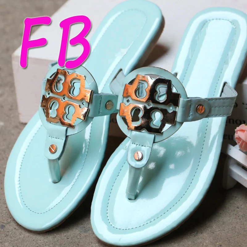 

Big Size 42 Designers T Sandals Sandale Ete Femme Designer Sandals Women Flip Flops Square Metal Buckle Sequin Decoration