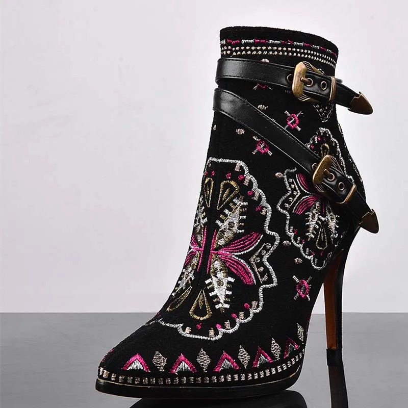 

High Quality Autumn Winter Women Buckle Ankle Boots High Heels Genuine Leather Motorcycle Boots Ethnic Flower Lady Shoes