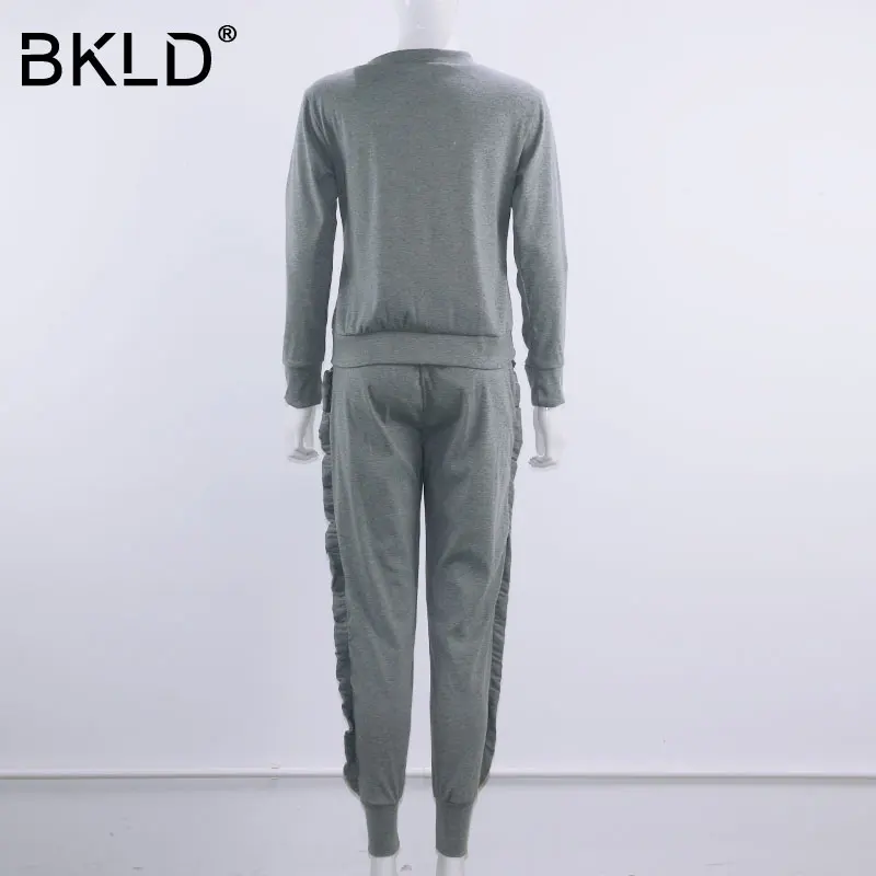 Спортивный костюм BKLD из двух предметов Женский комплект топа с оборками и