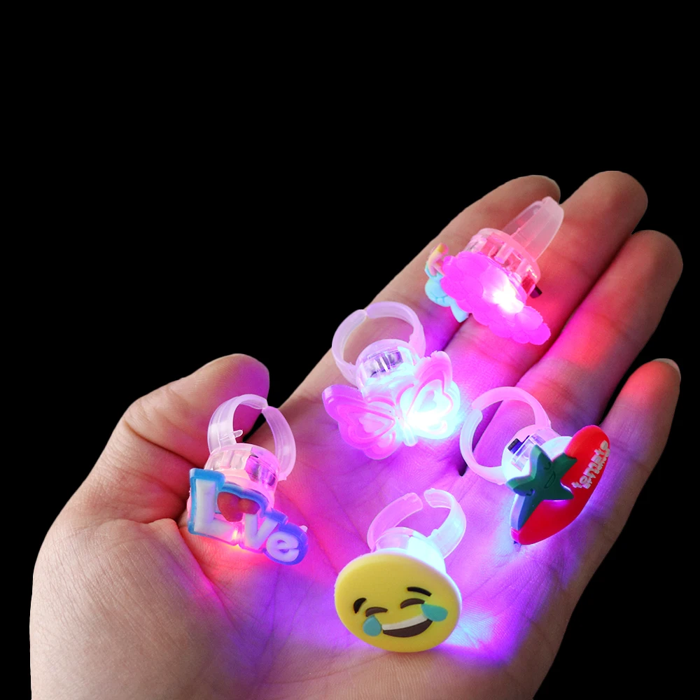 5 шт./компл. светящиеся кольца Новые детские игрушки Flash подарки светодио дный мультфильм огни светятся в темноте игрушки для порожденных