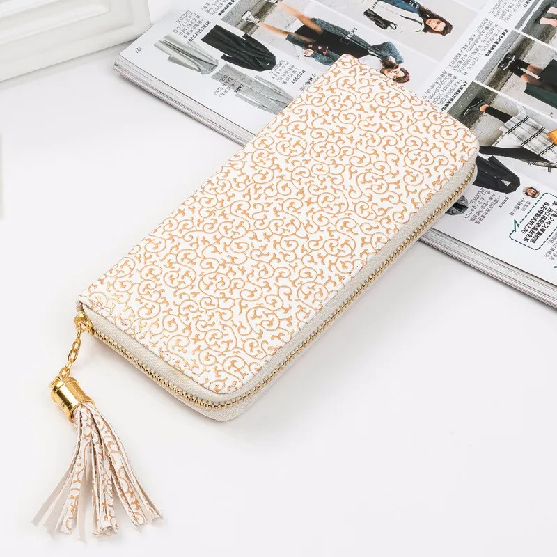 2534555359_1071210562