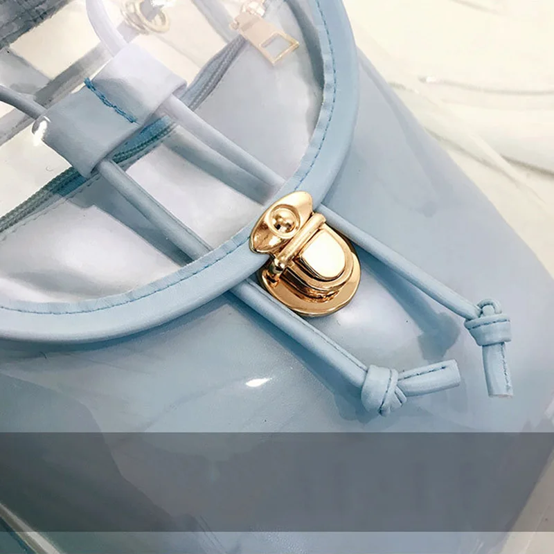 10578381340_416461597