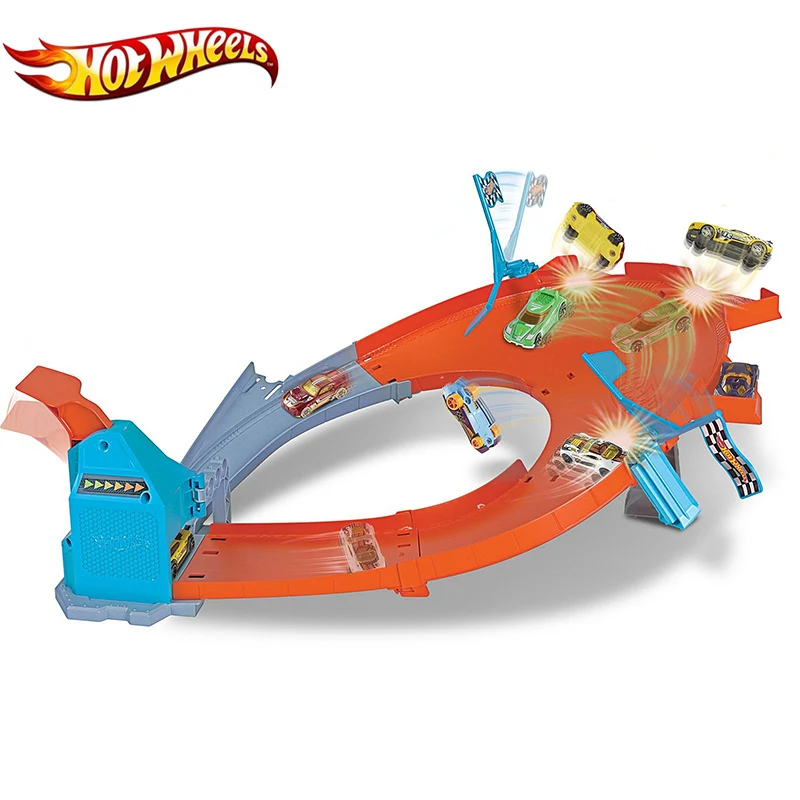 Hotwheels игрушка гоночный трек гоночный автомобиль Дрифт мастер машина чемпиона трек соревнование игрушка с другом GBF81 для детей игрушки подарок - Цвет: GBF84