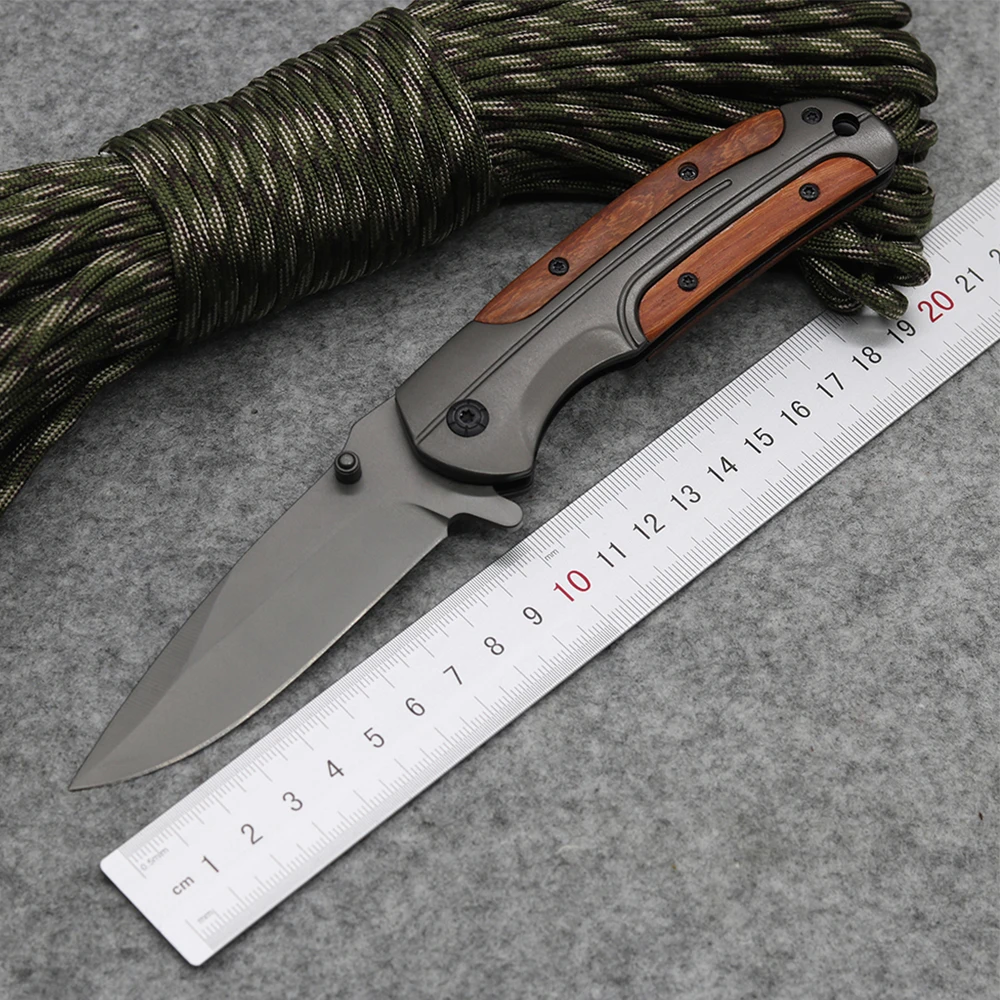 Online Nueva acampa Caza cuchillo plegable 440c cuchilla táctica supervivencia cuchillo de acero + madera mango utilidad al aire libre Herramientas manuales
