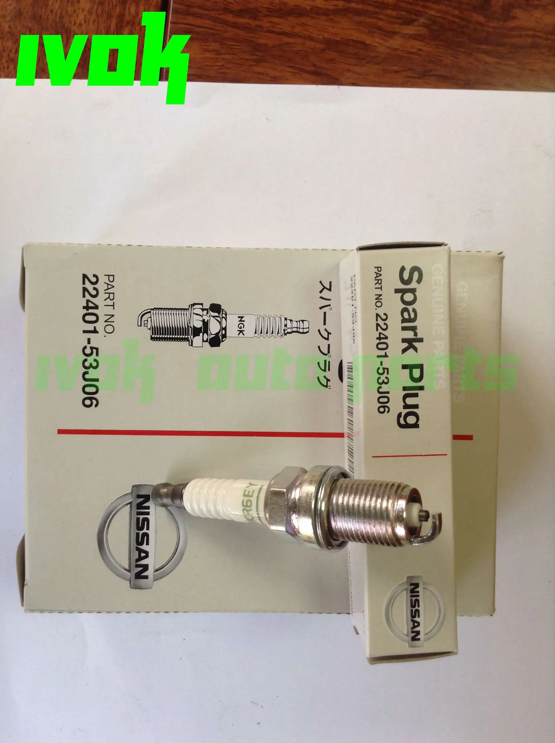 Set Of 4 Spark Plugs For Nissan D21 Hardbody Pickup Pathfinder Quest 3