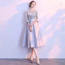 Серебристые платья для выпускного вечера длиной до середины икры, вечерние платья с глубоким декольте, вечерние платья с коротким рукавом для женщин