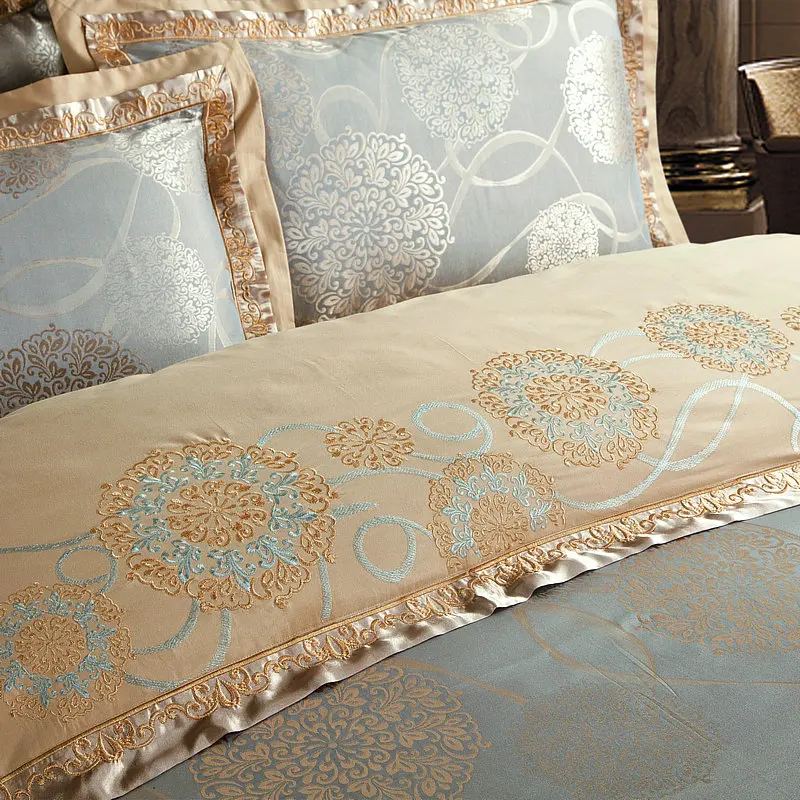 Waliicorners Gold Silver Beige Luxury Silk Jacquard Bedding set Queen King size Duvet cover set Embroidery Bed sheet Linen set Pillowcases 34 IMG_5923