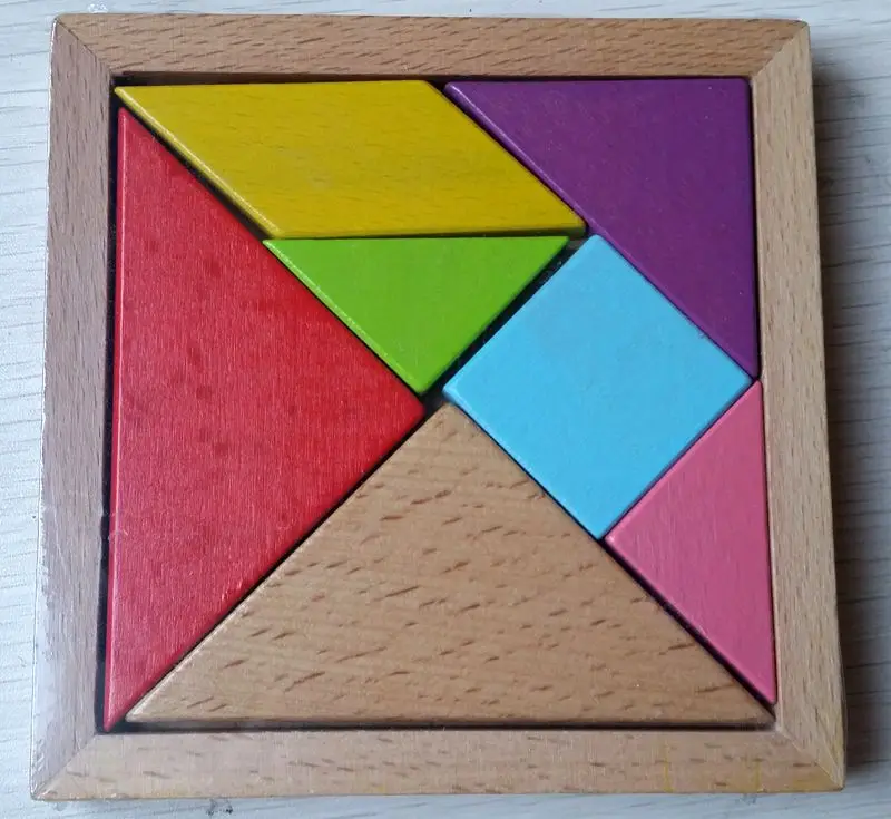 Головоломка - собери квадрат. Головоломка из 7 деталей. Горы из 9 фигур головоломка. Головоломка квадраты. Головоломка квадраты.