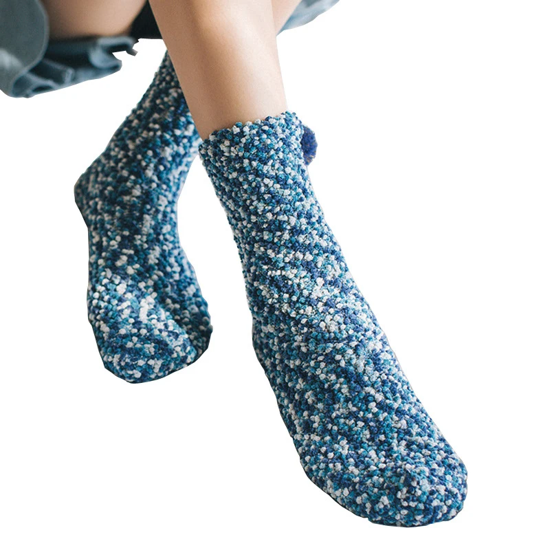 Рождество Женская домашняя одежда аксессуары 1 пар носков ярких цветов Для женщин пушистые носки теплые зимние уютная плавающий шезлонг носки Рождественский подарок