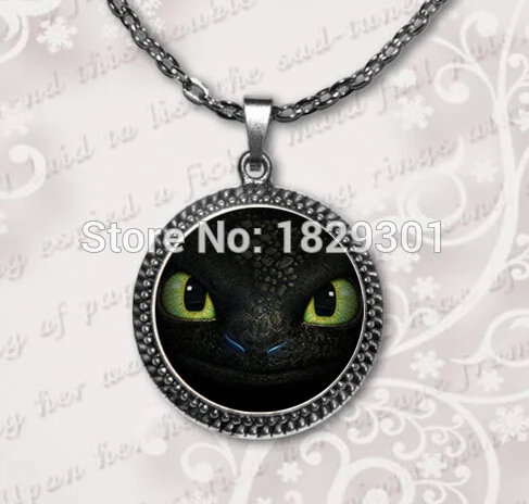 

Rushed Direct Selling Classic Maxi Necklaces Collares Collier Dragon Trainer Necklace Toothless Pendant Jewelry Glass Dome HZ1