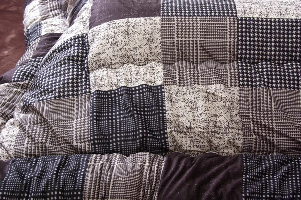 Japanese Kotatsu Futon Blanket for Square 190x190cm and Rectangle 190x240cm Tables, Patchwork Style Cotton Quilt Cover image 4